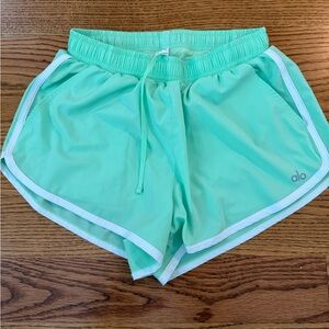 ALO Yoga Women's Mint Green Shorts XXS